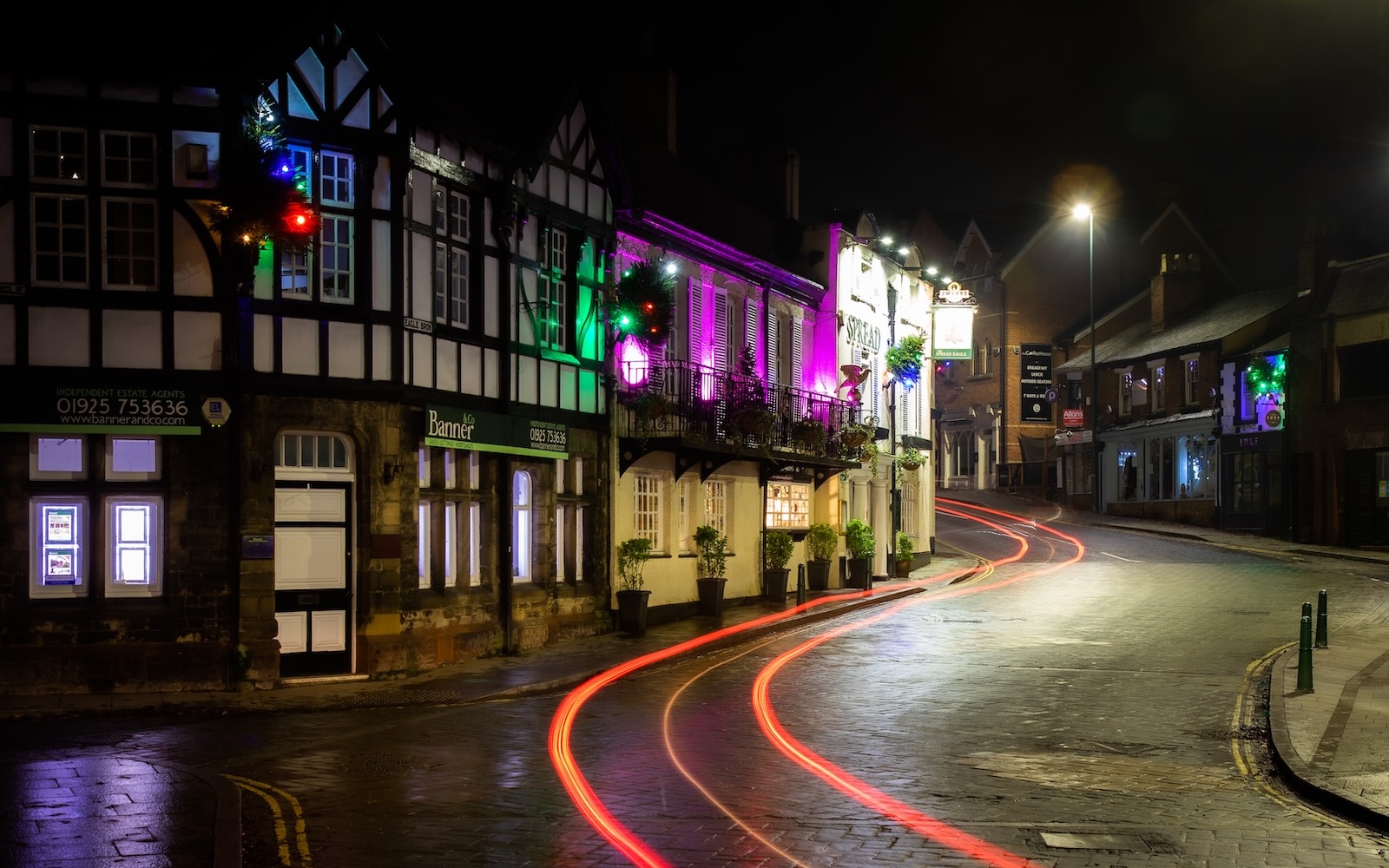 2020.12_Christmas_Spread_Eagle_1